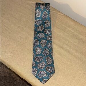 Vintage Gant Blue and Gray Silk Paisley Tie